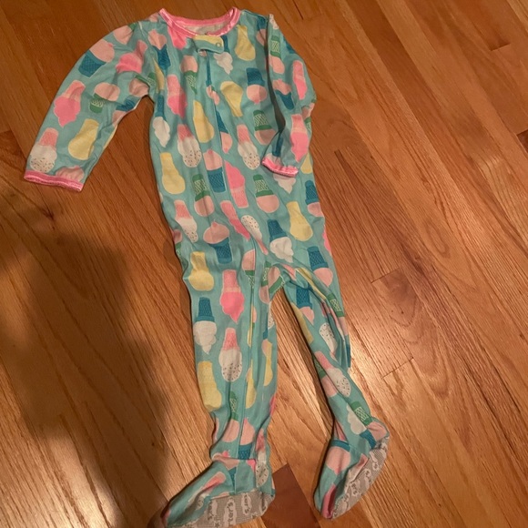 Baby pajamas - Picture 2 of 6